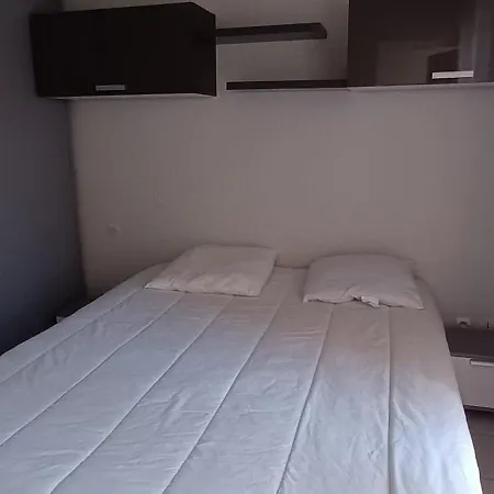 Apartment Pierres De Jade Avec Terrasse En Avec Piscine - Parking Wifi *